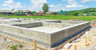 Ленточный фундамент Курчатов цена от 2745 руб.
